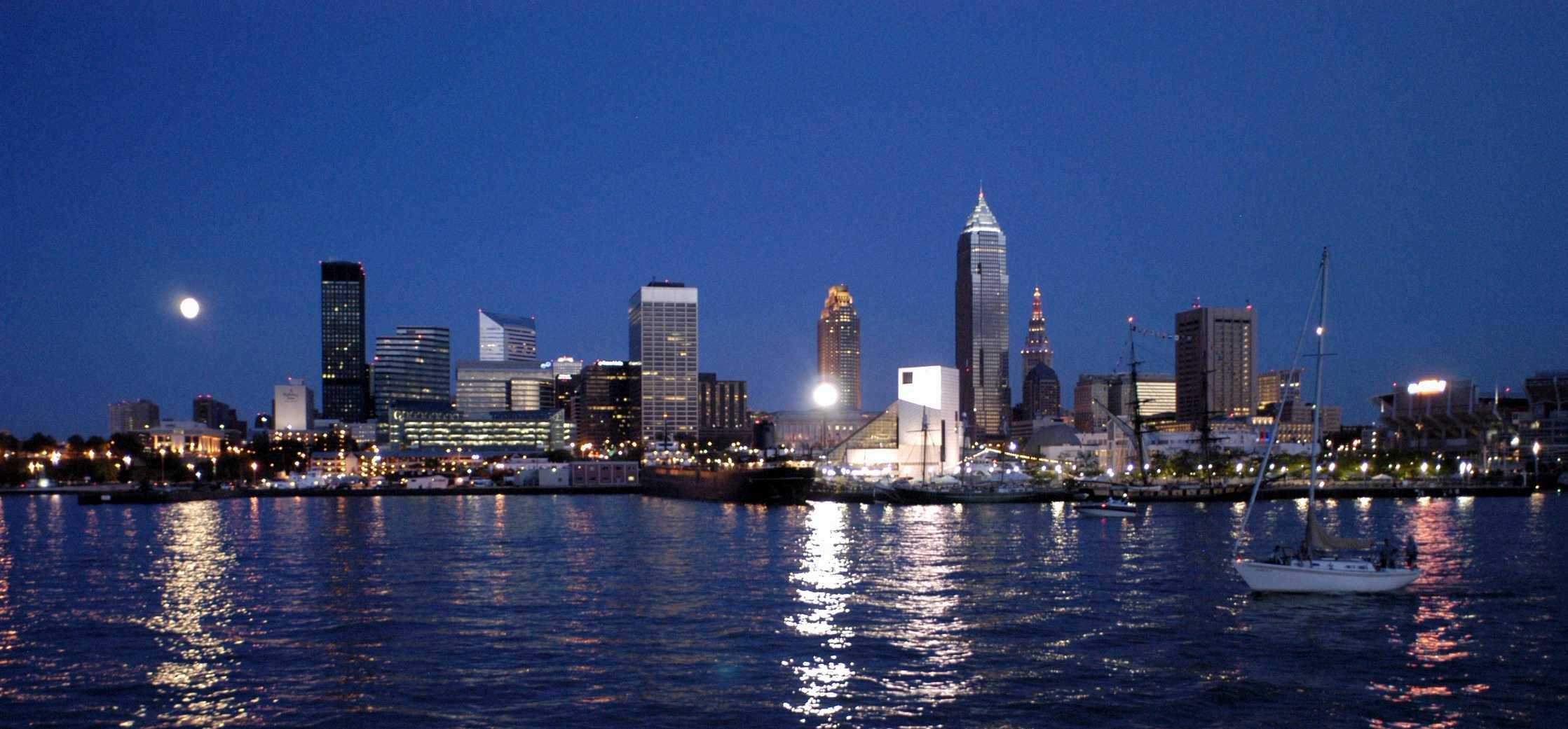 cleveland_skyline_from_lake_erie1