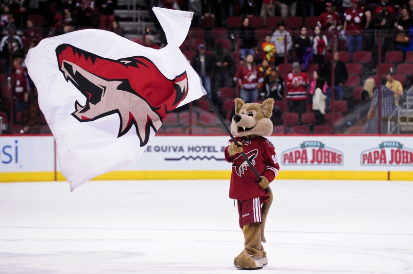 NHL: New Jersey Devils at Phoenix Coyotes
